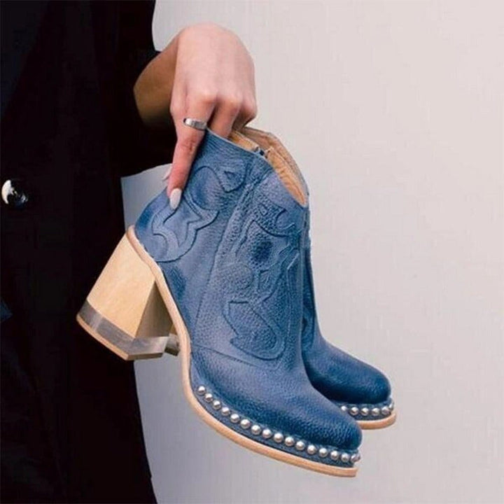 Gwen | Textured Ankle Boot