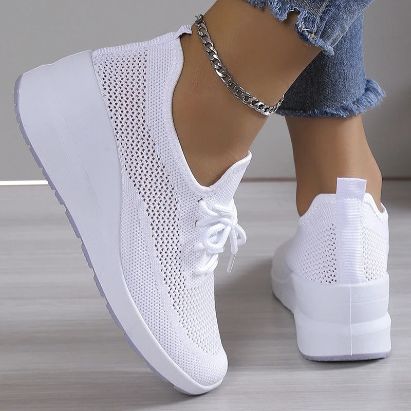 Wendy | Comfortable Casual Lace-Up Sneakers